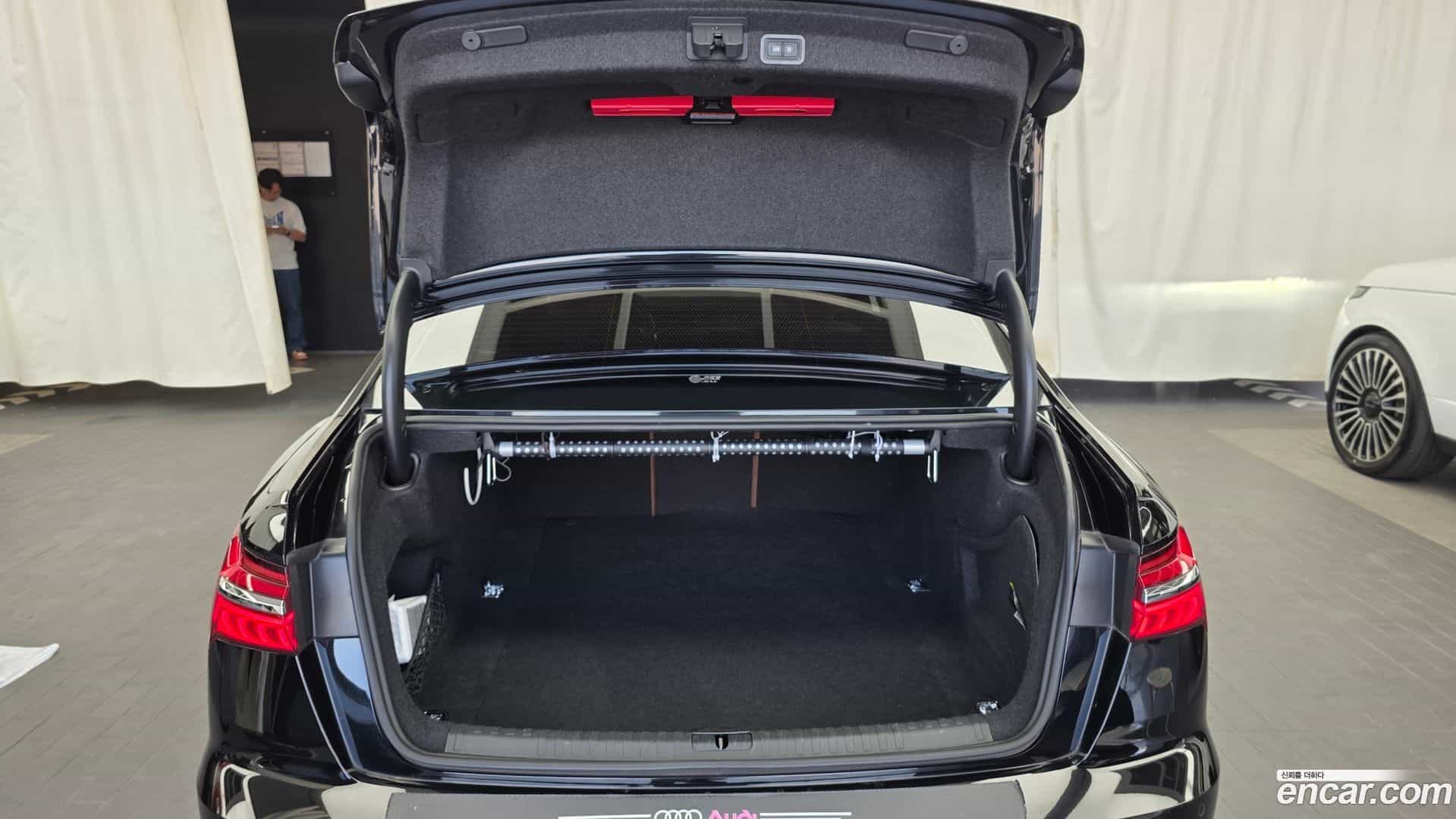 A6 Audi 2021.11-OPTION-024