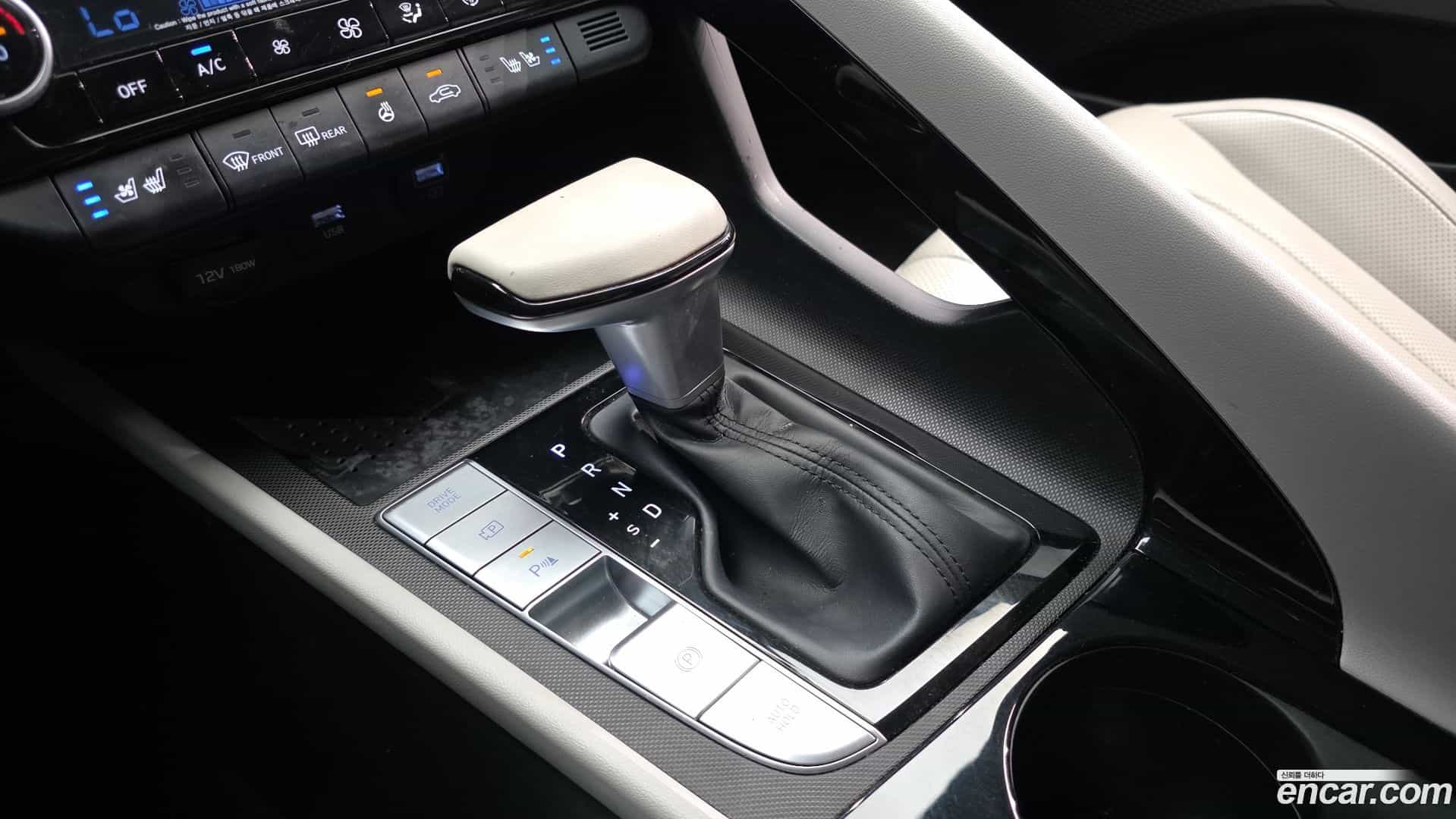 AVANTE Hyundai 2021.2-INNER-009