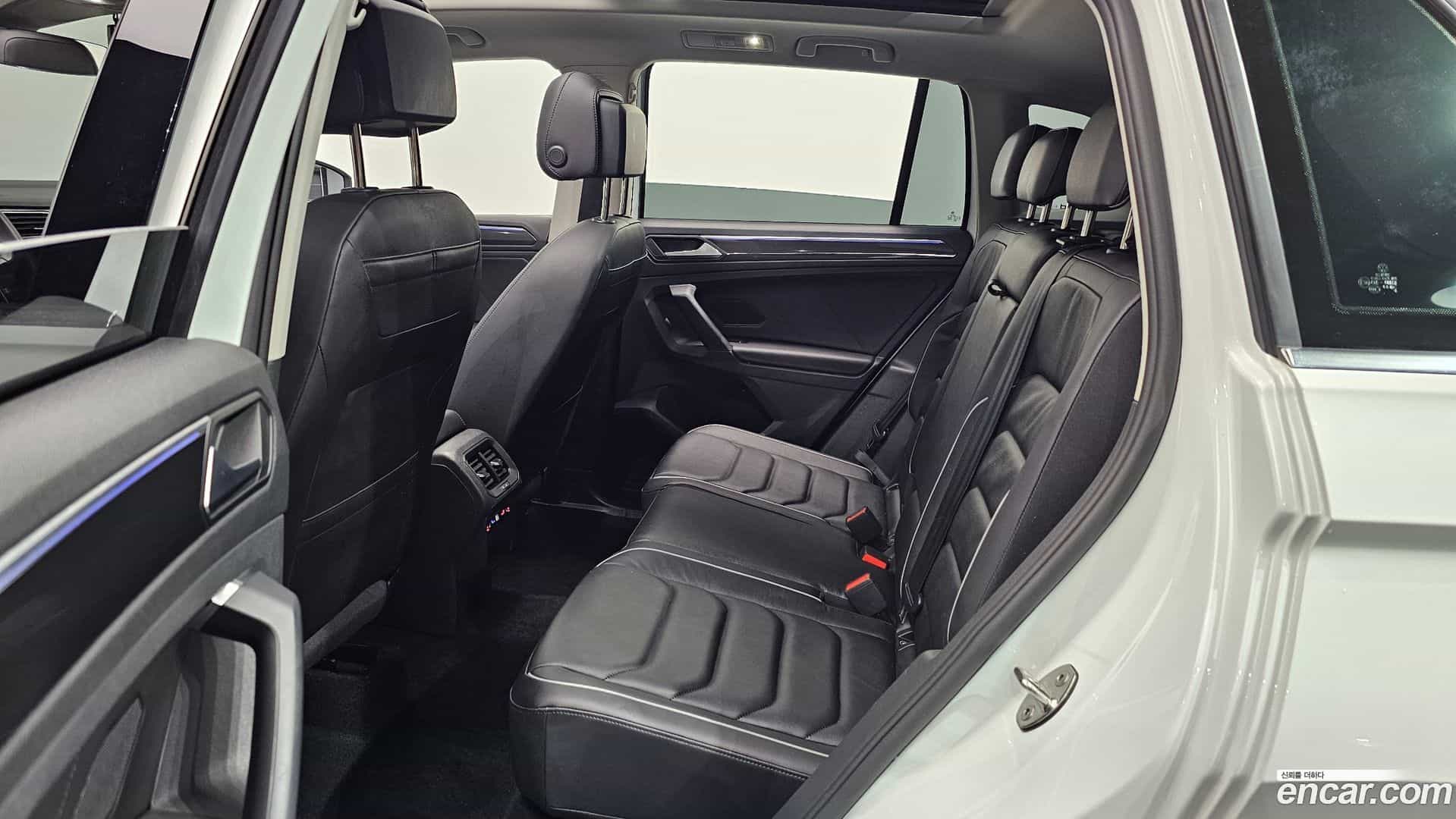 Tiguan Volkswagen 2023.4-OPTION-015