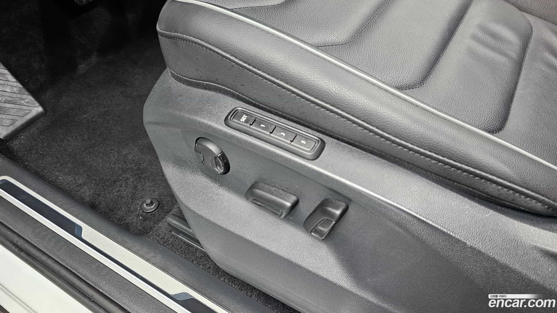 Tiguan Volkswagen 2023.4-INNER-036