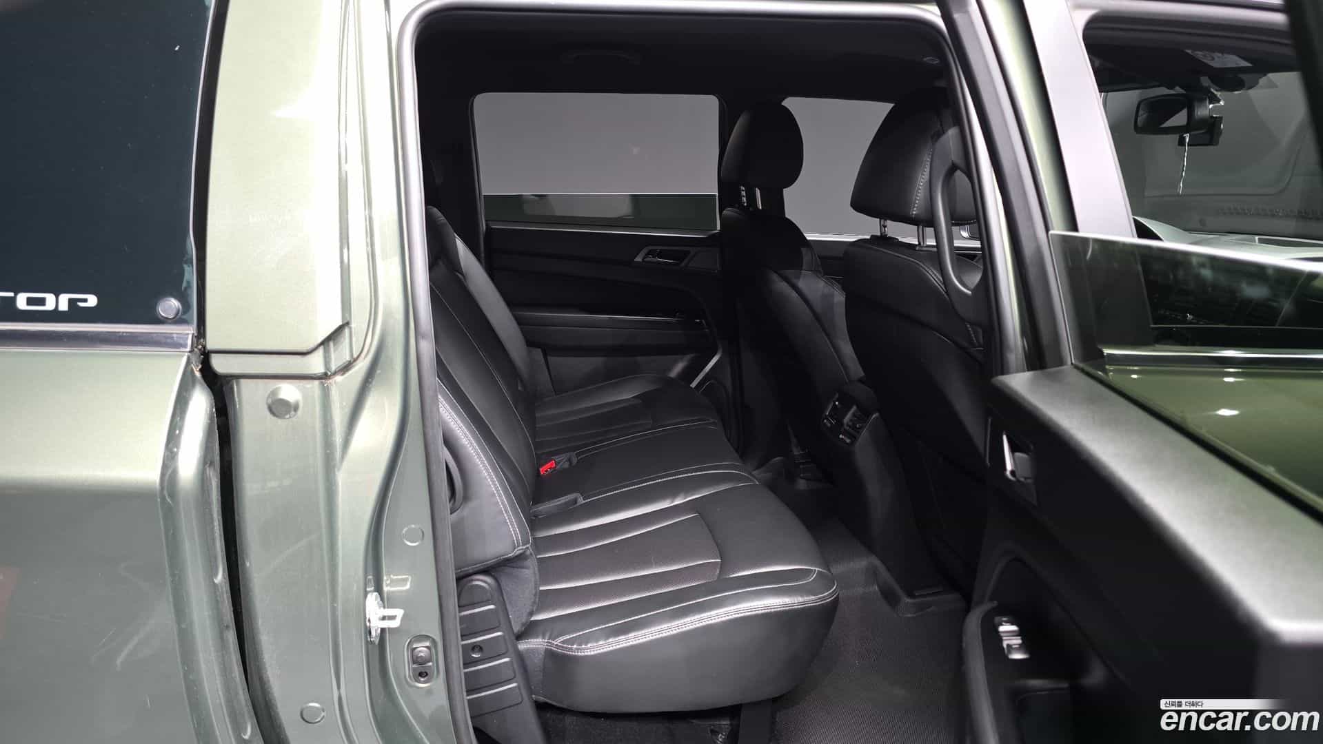 Rexton KG Mobility 2022.8-OPTION-016