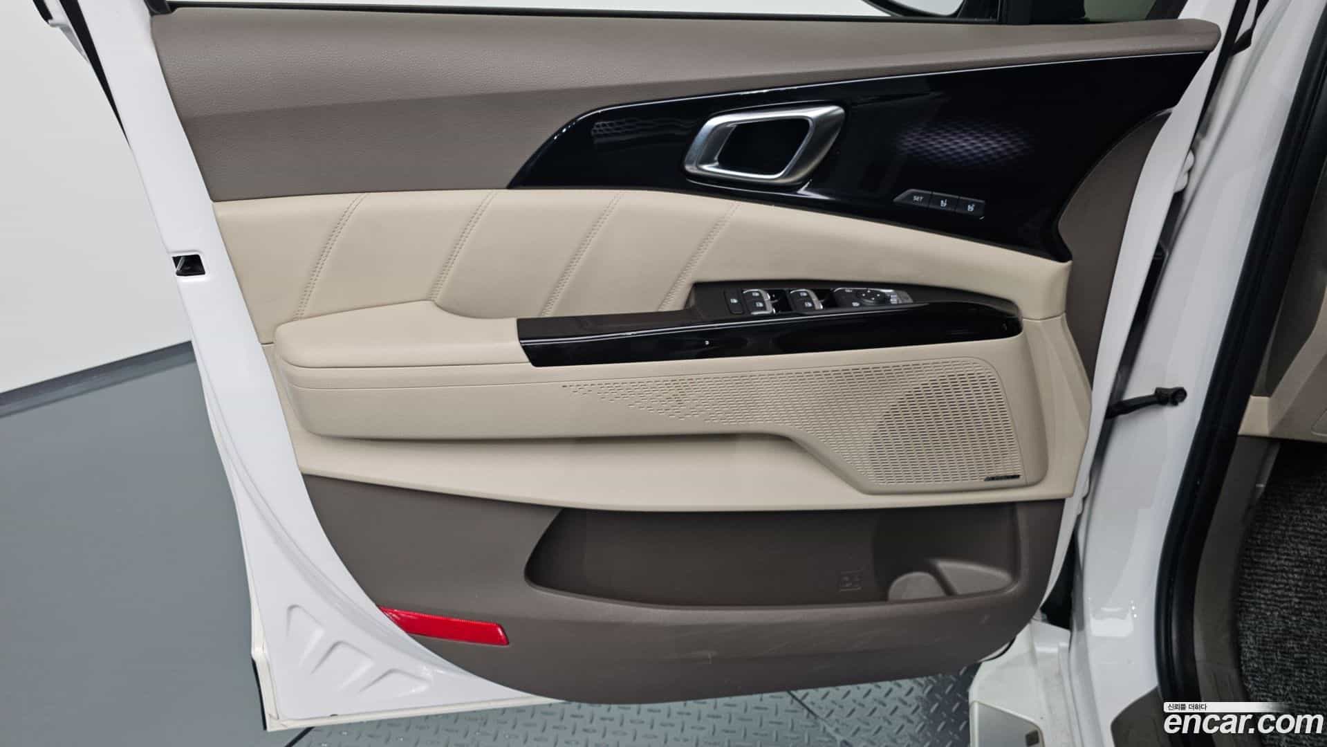 Canival Kia 2021.4-INNER-034