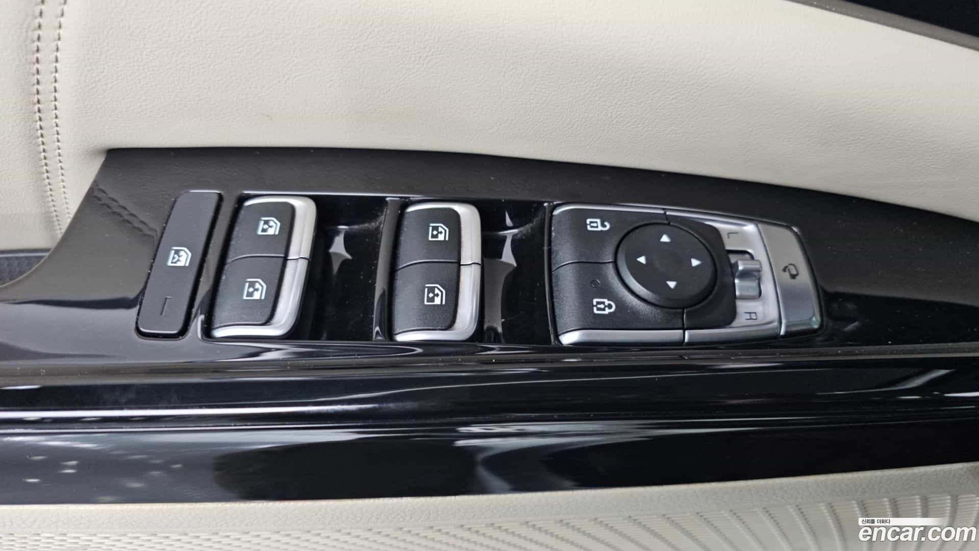 Canival Kia 2021.4-OPTION-042