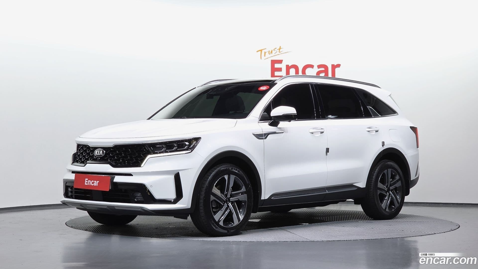 Main__Slider__Photo:Sorento Kia 2020.10-0