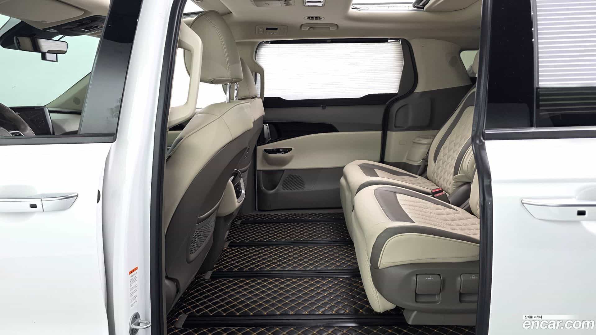 Canival Kia 2020.9-OPTION-016