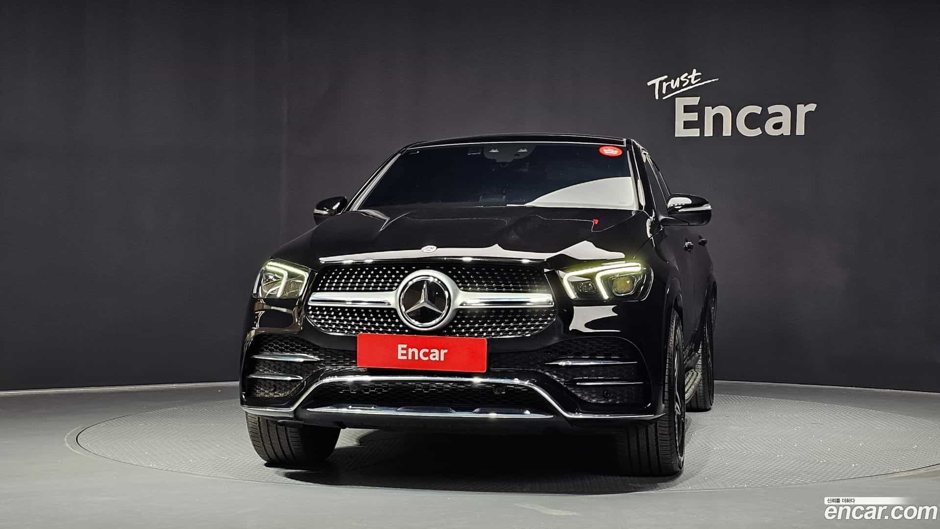 GLE-Class Mercedes-Benz 2021.11-OUTER-003