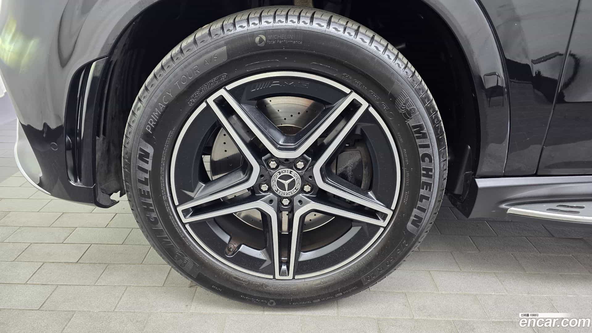 GLE-Class Mercedes-Benz 2021.11-OUTER-005