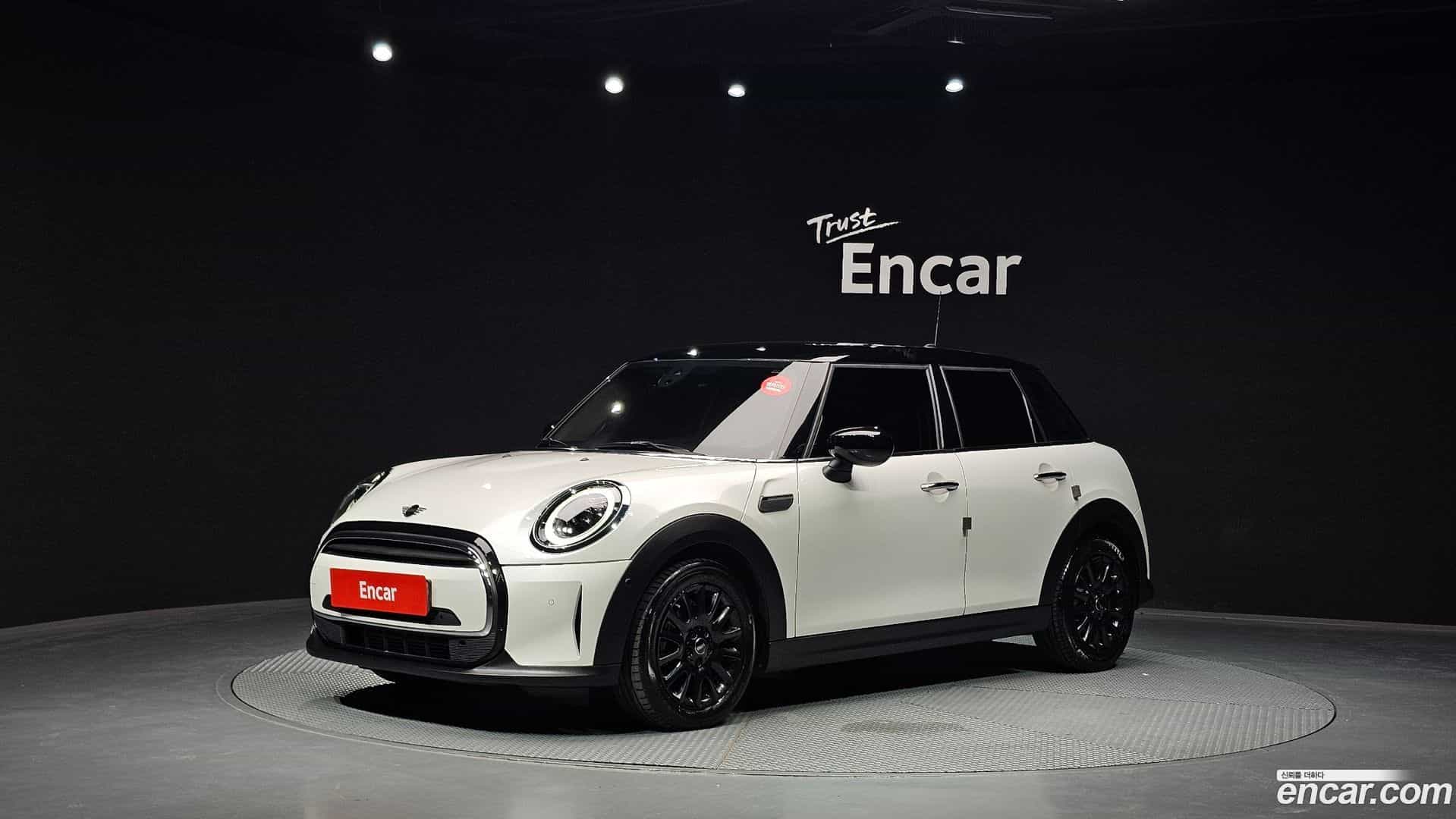 Cooper Mini 2023.7-OUTER-001