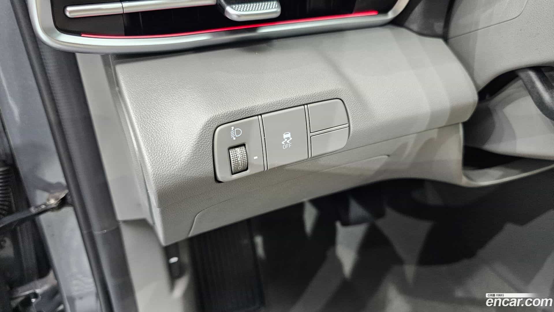 AVANTE Hyundai 2024.2-OPTION-023