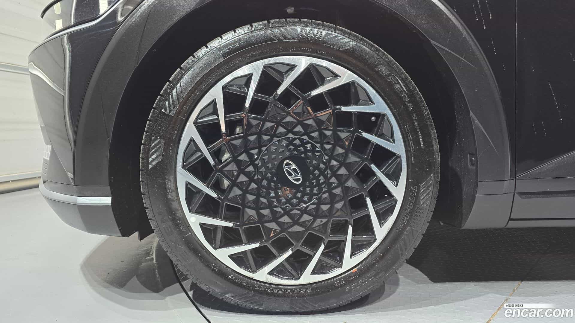 Ioniq5 Hyundai 2023.4-OUTER-005