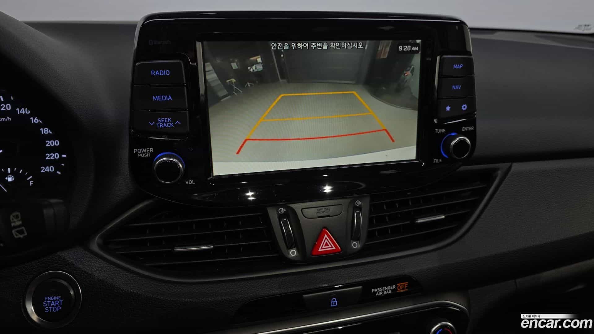 i30 Hyundai 2018.8-OPTION-020