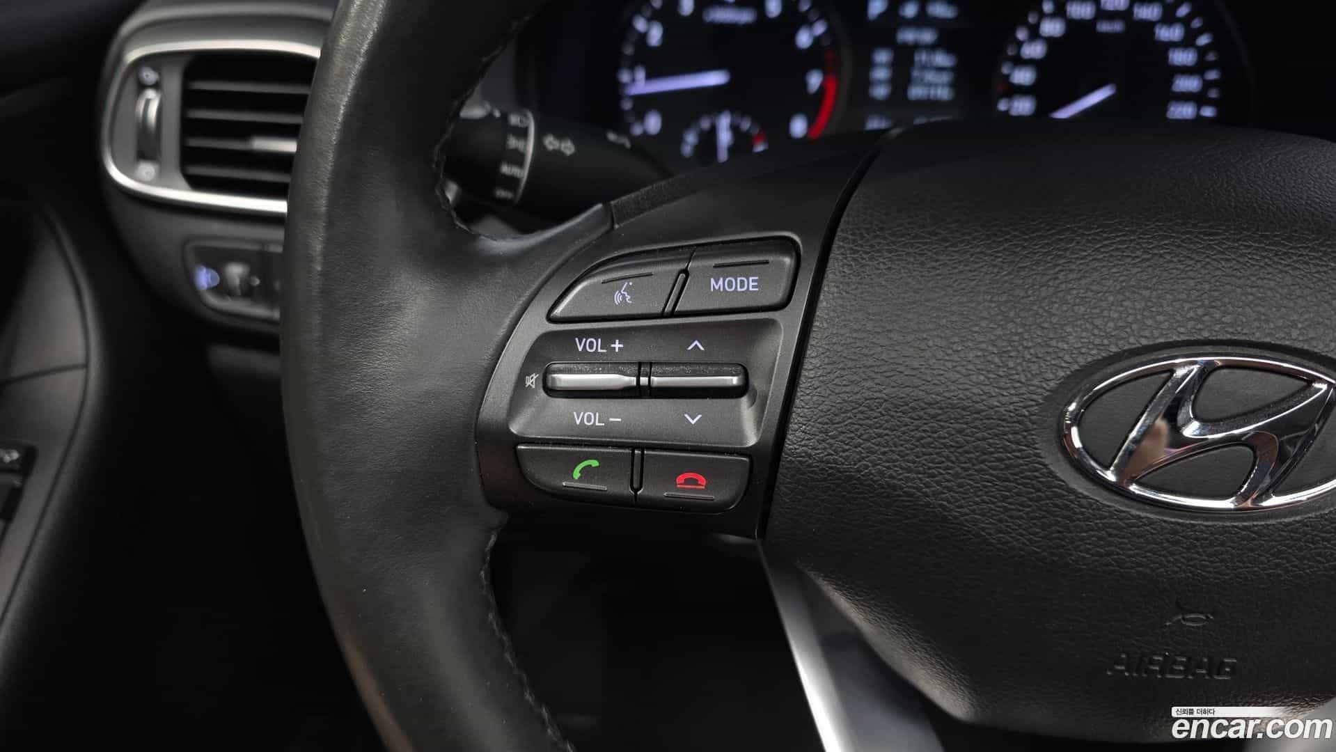 i30 Hyundai 2018.8-OPTION-021