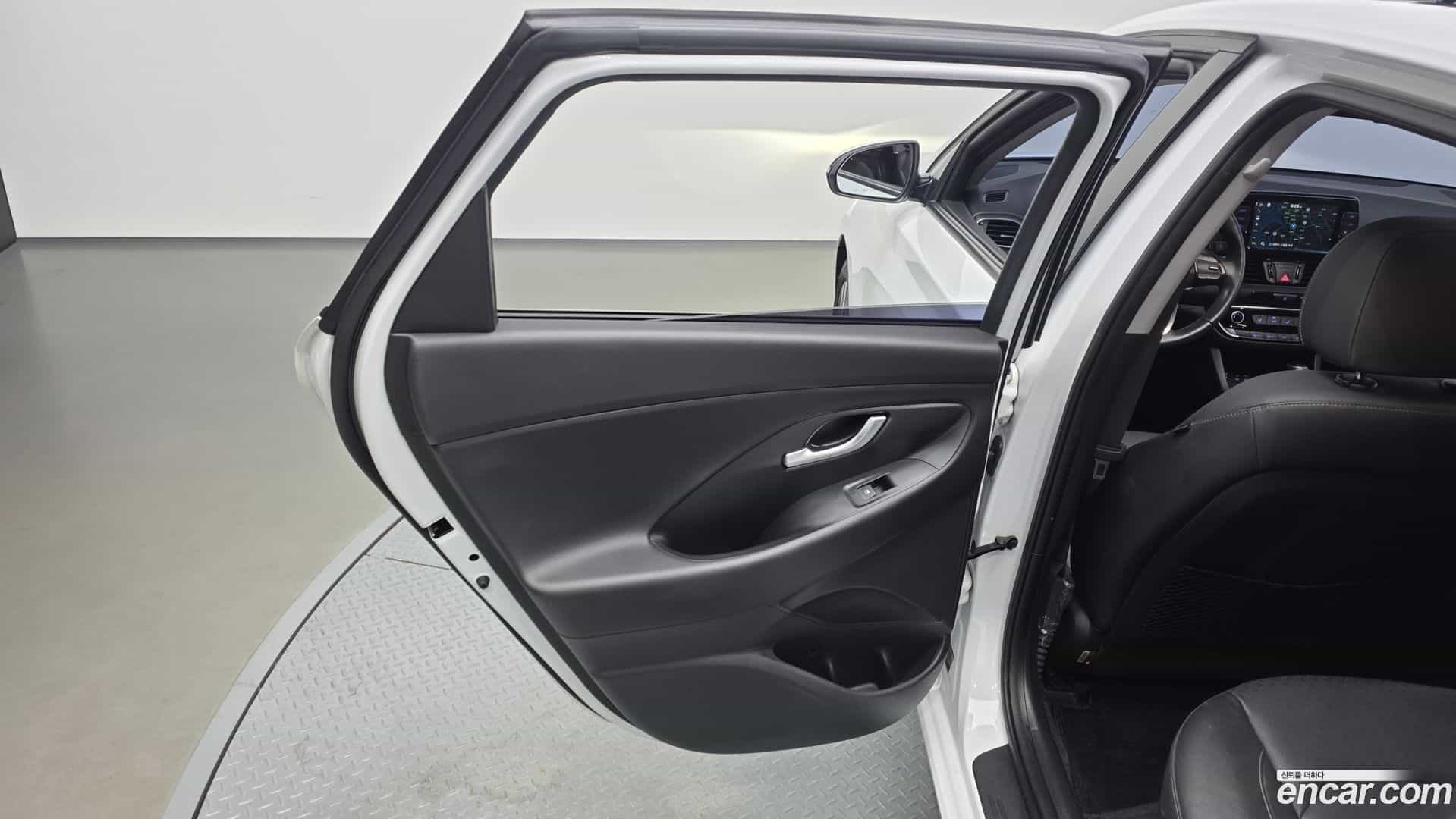 i30 Hyundai 2018.8-INNER-035