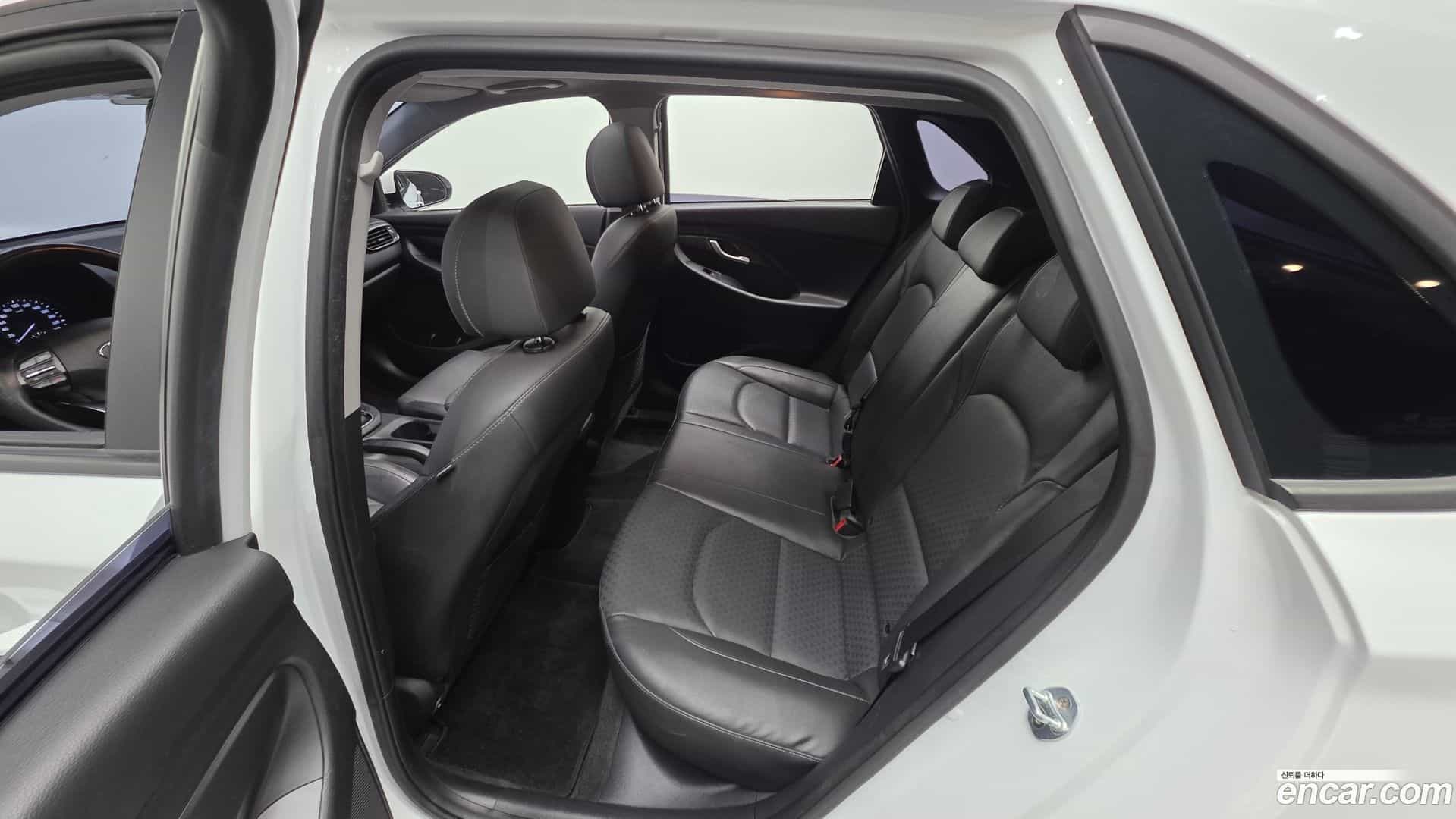 i30 Hyundai 2018.8-INNER-036