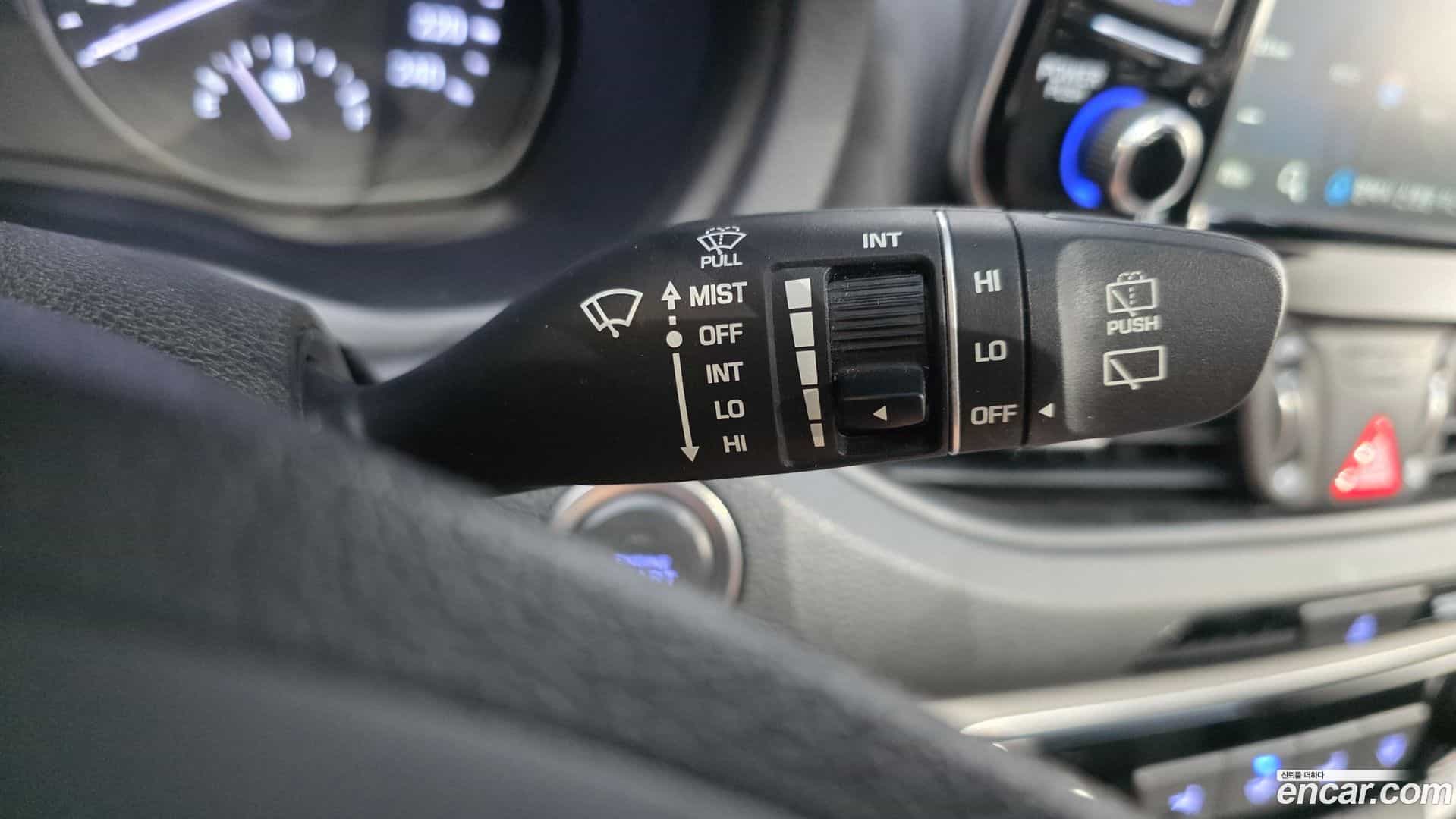 i30 Hyundai 2018.8-OPTION-045