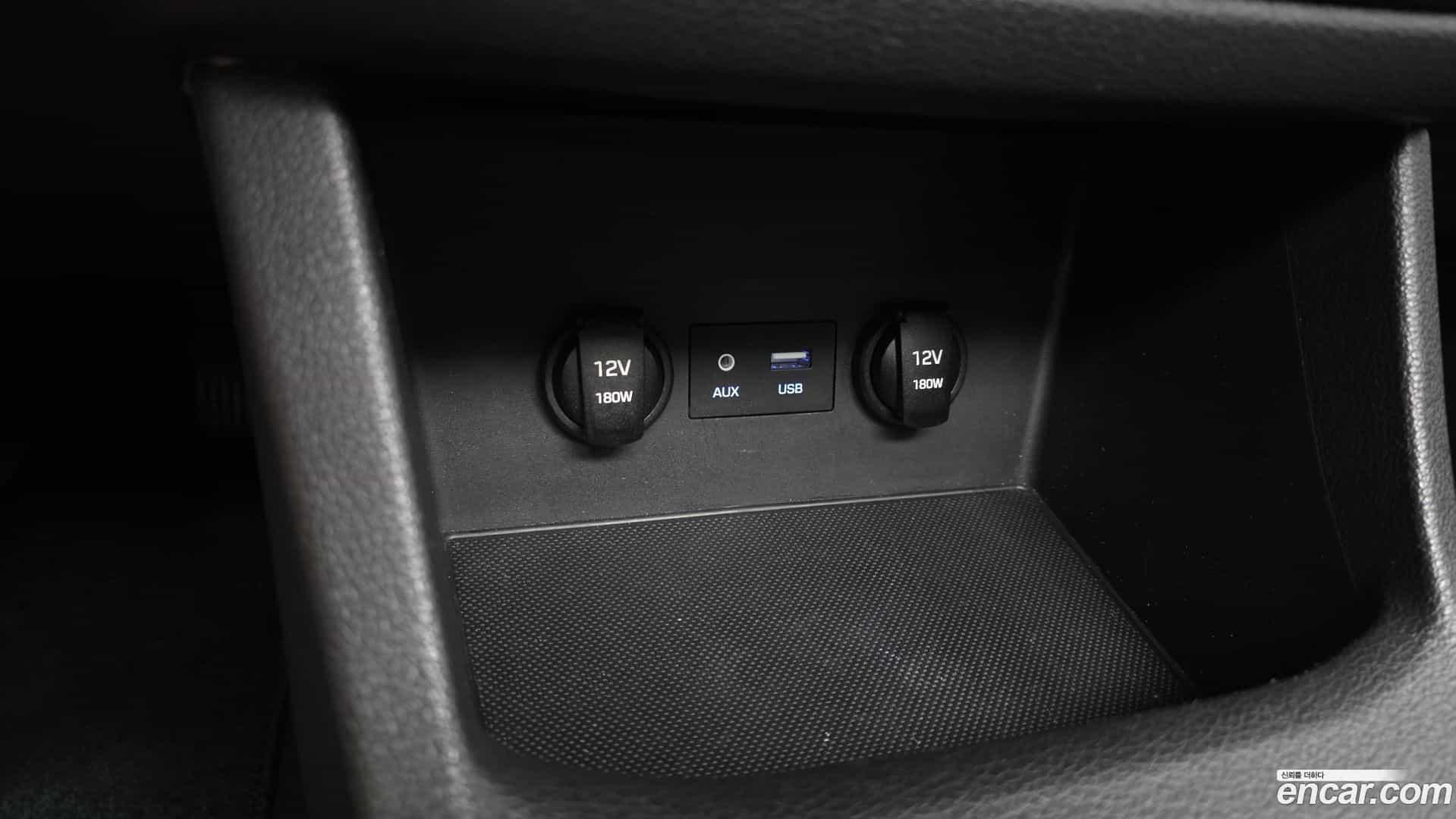 i30 Hyundai 2018.8-OPTION-046