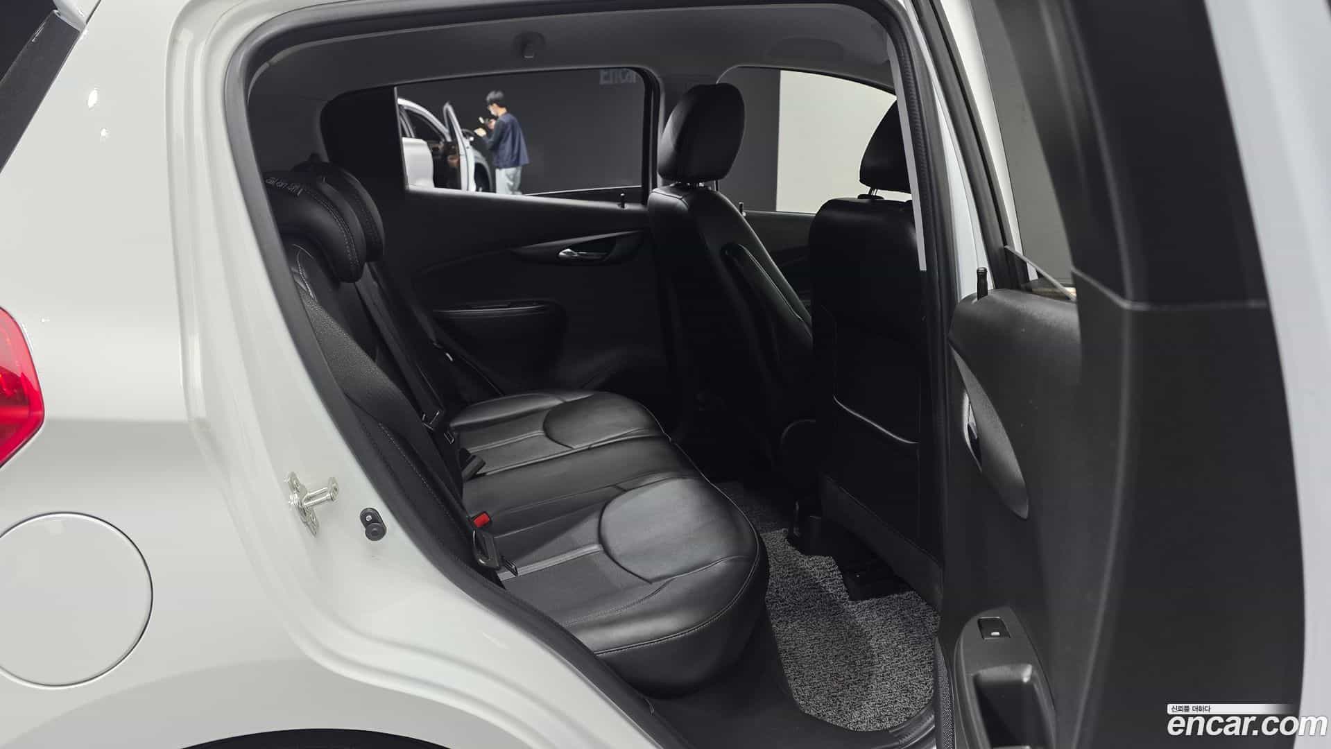 Spark Chevrolet 2022.8-OPTION-016