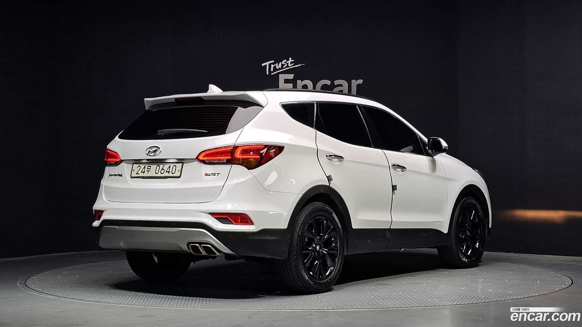 Santafe Hyundai 2015.10-OUTER-002