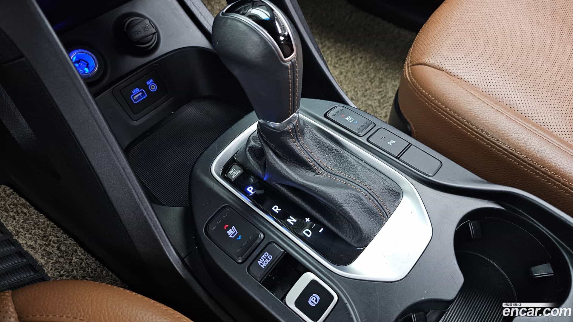 Santafe Hyundai 2015.10-INNER-009