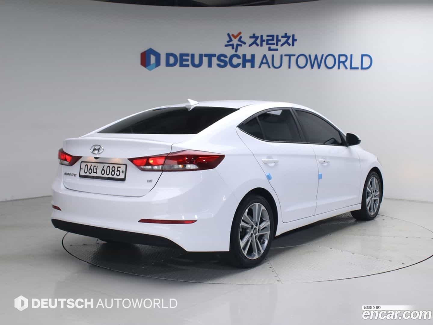 AVANTE Hyundai 2018.3-OUTER-002