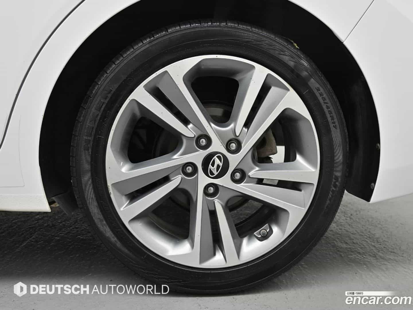 AVANTE Hyundai 2018.3-OUTER-005