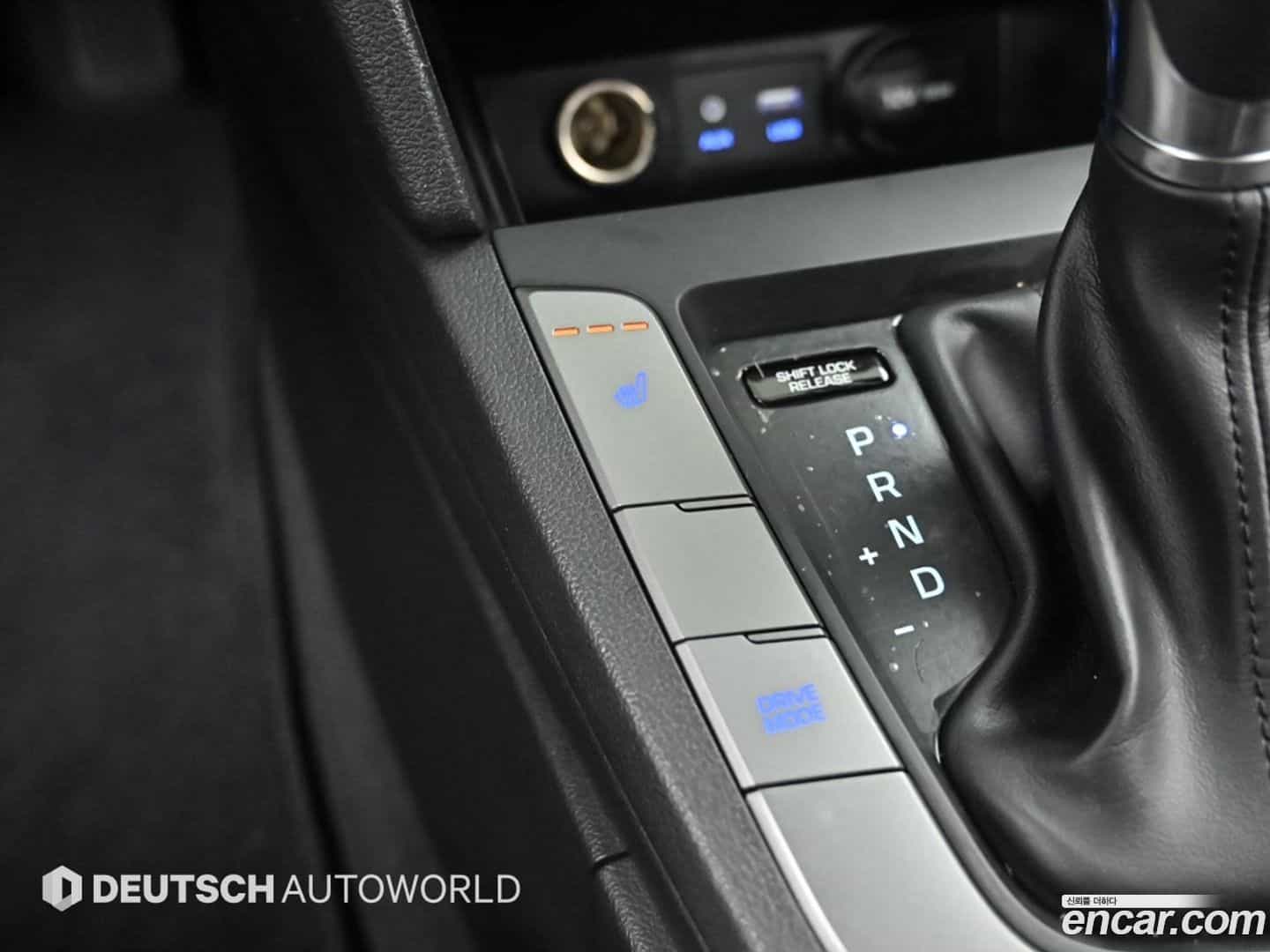 AVANTE Hyundai 2018.3-OPTION-021