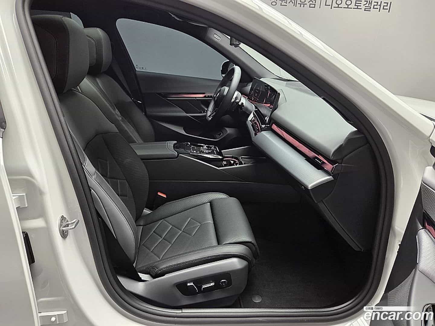5-Series BMW 2025.11-OPTION-017
