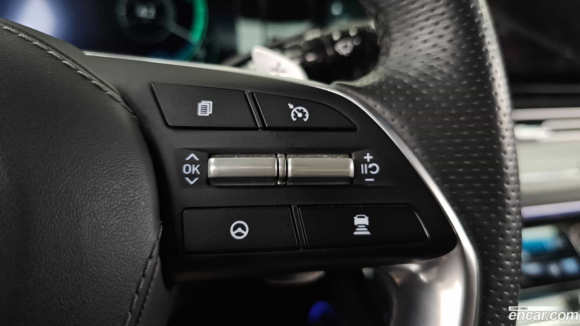 Grandeur Hyundai 2021.0-OPTION-022