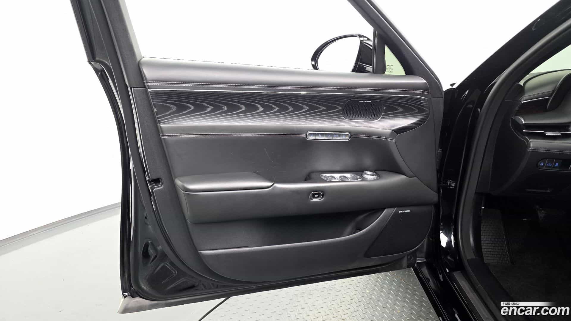 G90 Genesis 2022.8-INNER-034