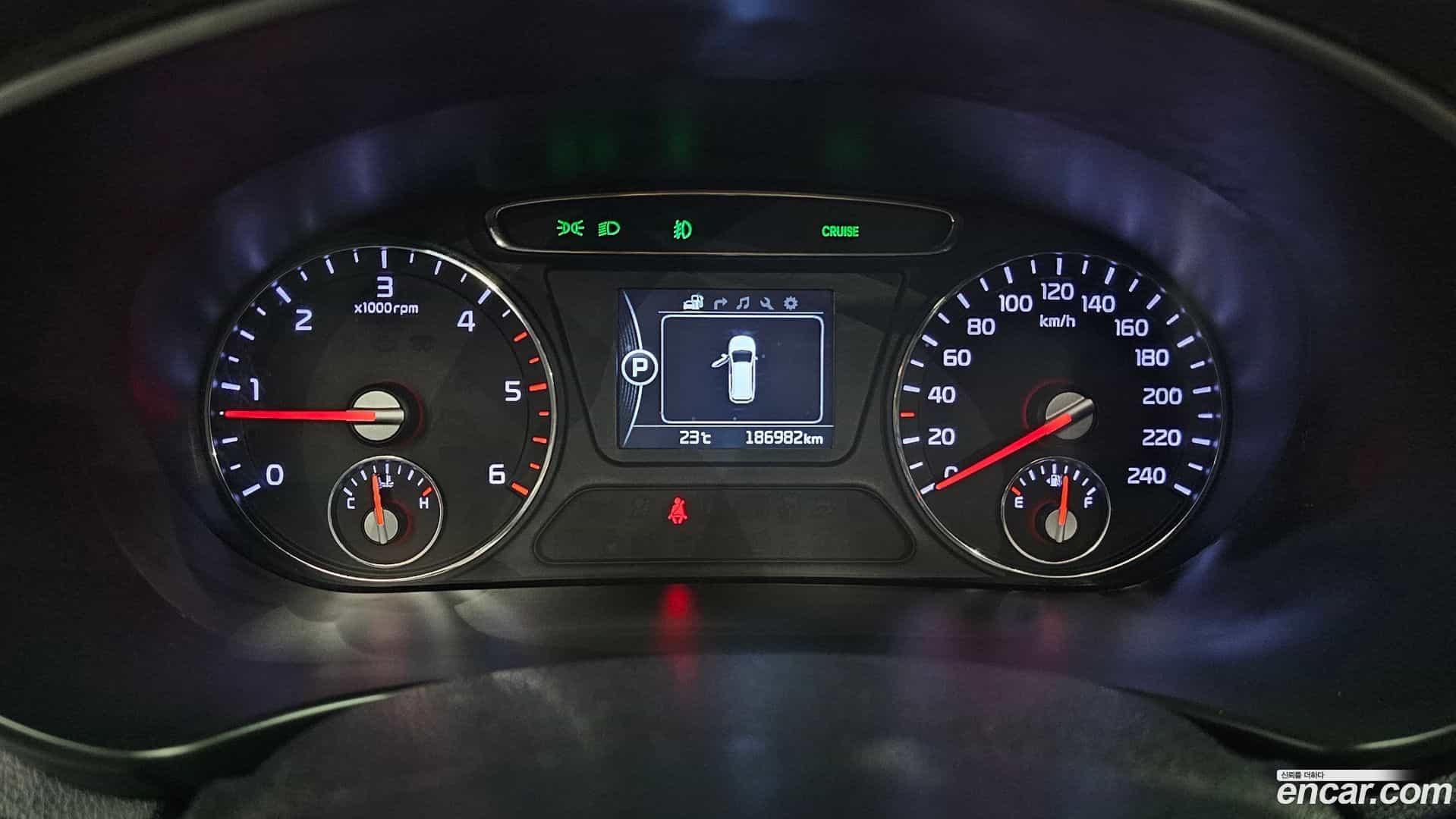 Sorento Kia 2016.2-INNER-008