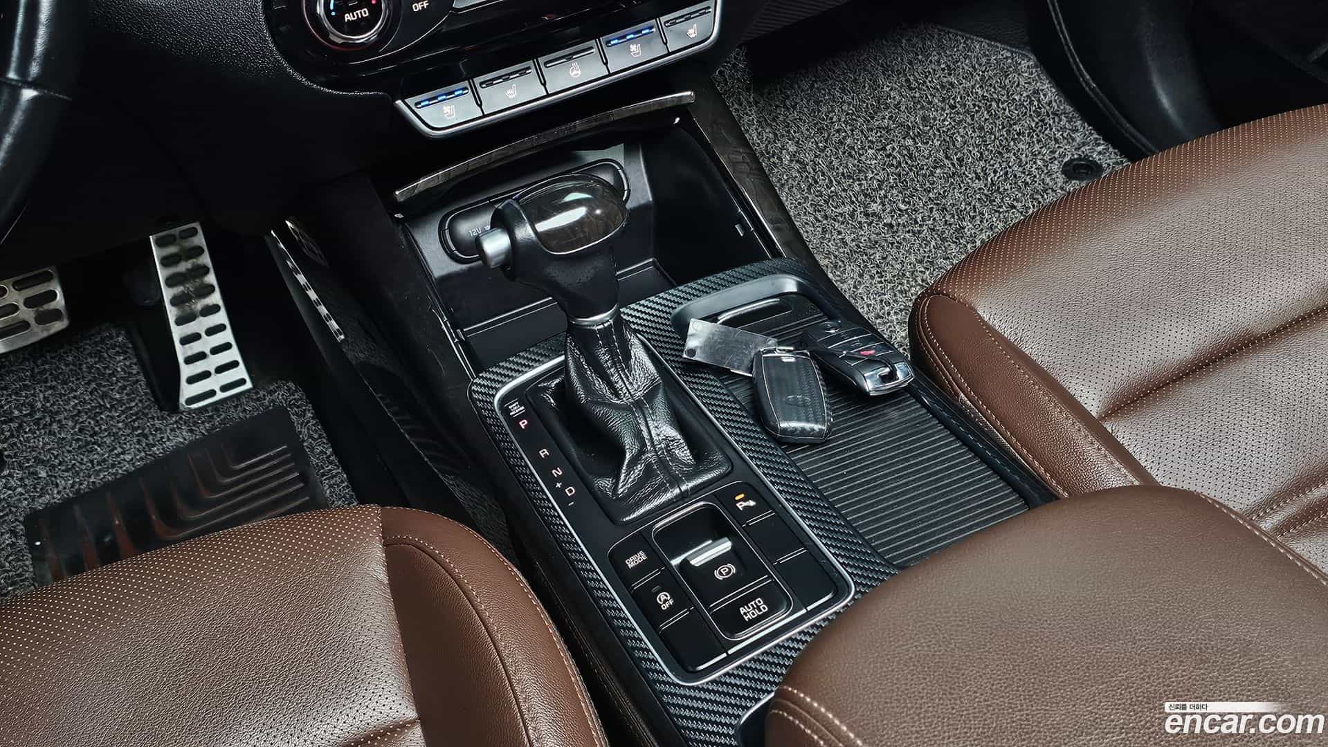Sorento Kia 2016.2-INNER-009