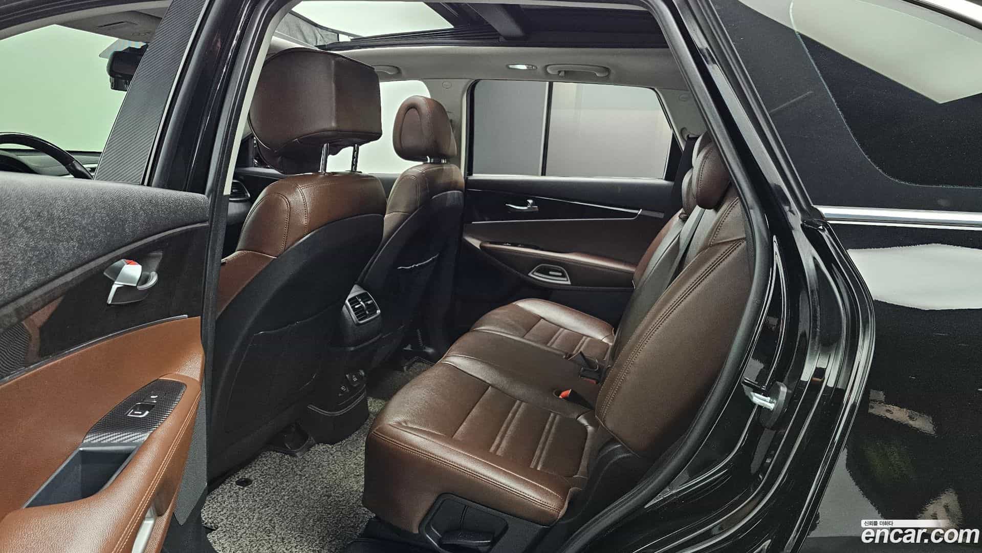 Sorento Kia 2016.2-OPTION-016