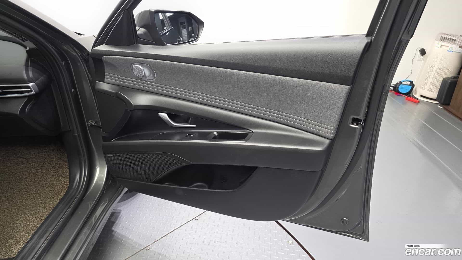 AVANTE Hyundai 2021.10-INNER-034
