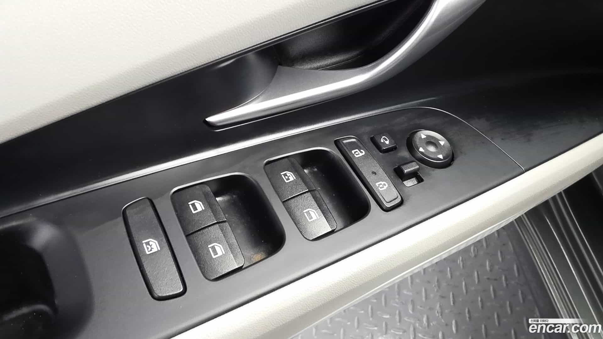 AVANTE Hyundai 2021.10-OPTION-040