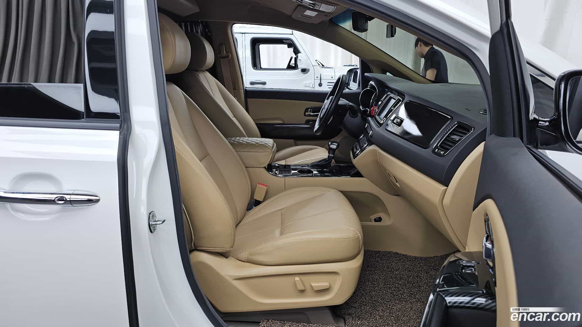 Canival Kia 2018.7-OPTION-015