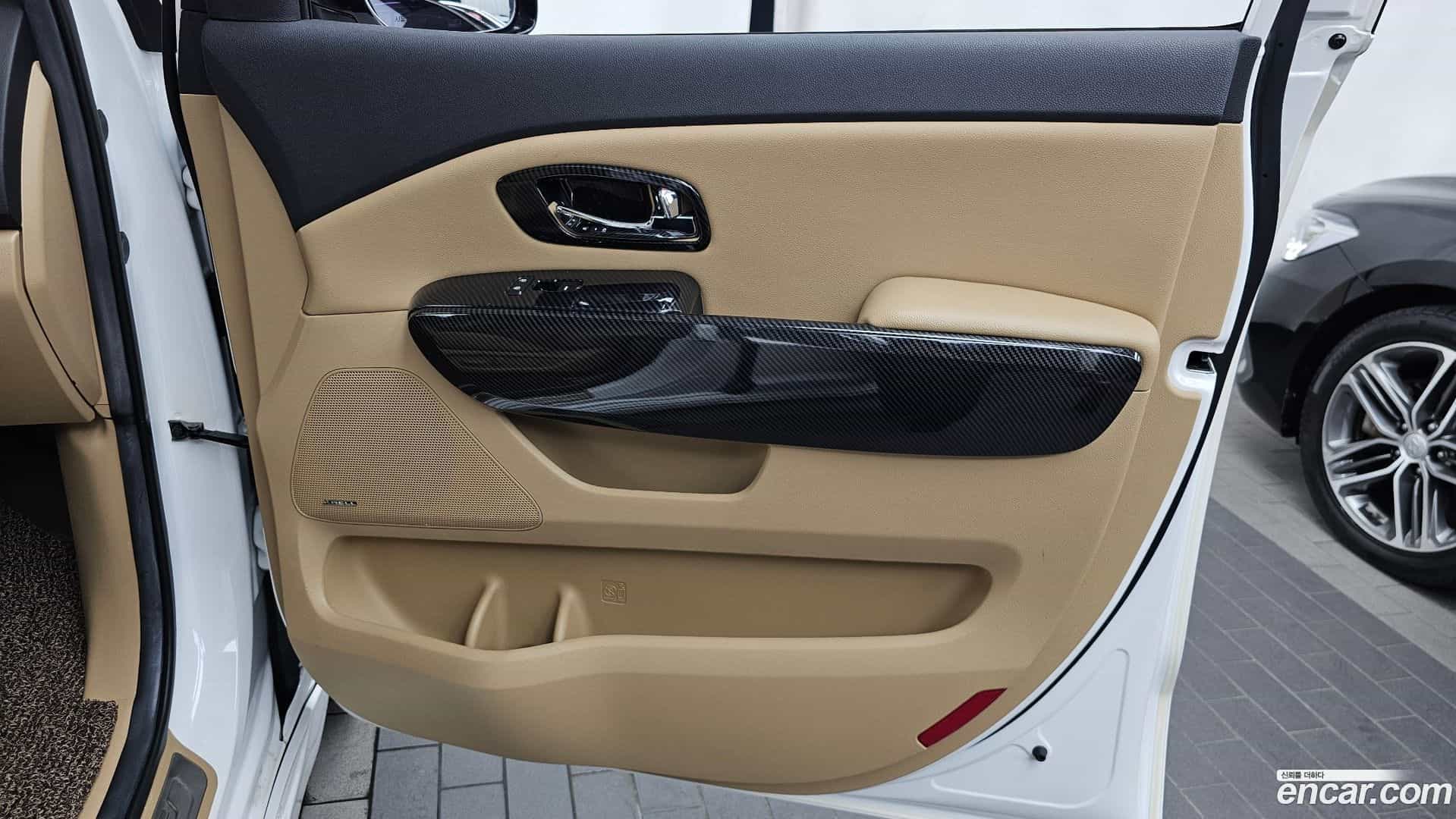 Canival Kia 2018.7-INNER-035