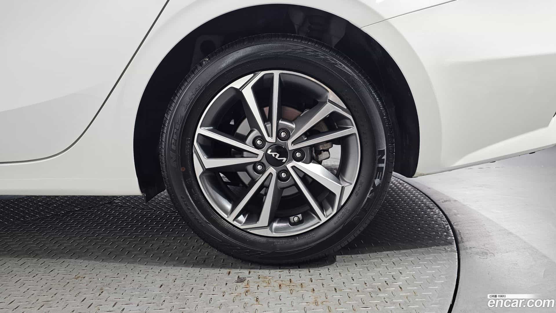 K3 Kia 2023.2-OUTER-031