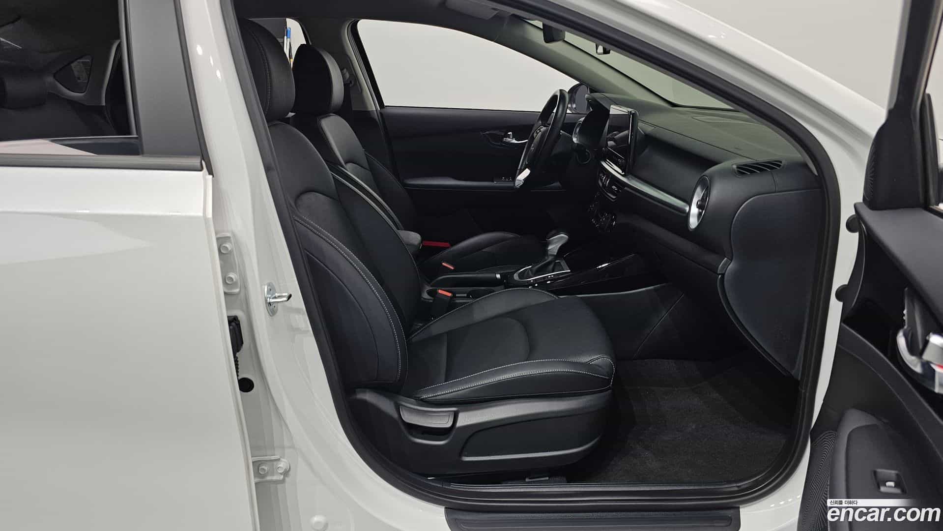 K3 Kia 2023.2-INNER-036