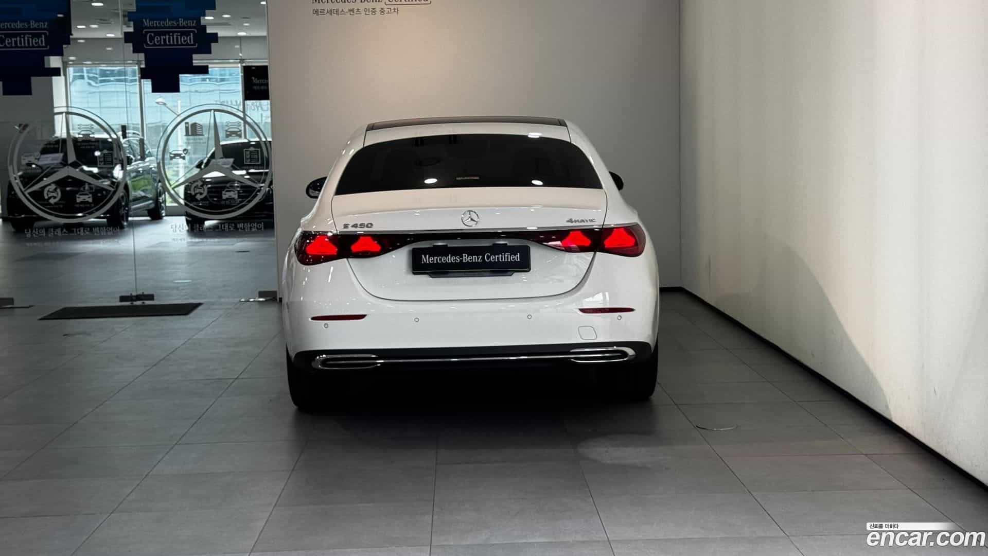 E-Class Mercedes-Benz 2026.1-OUTER-004