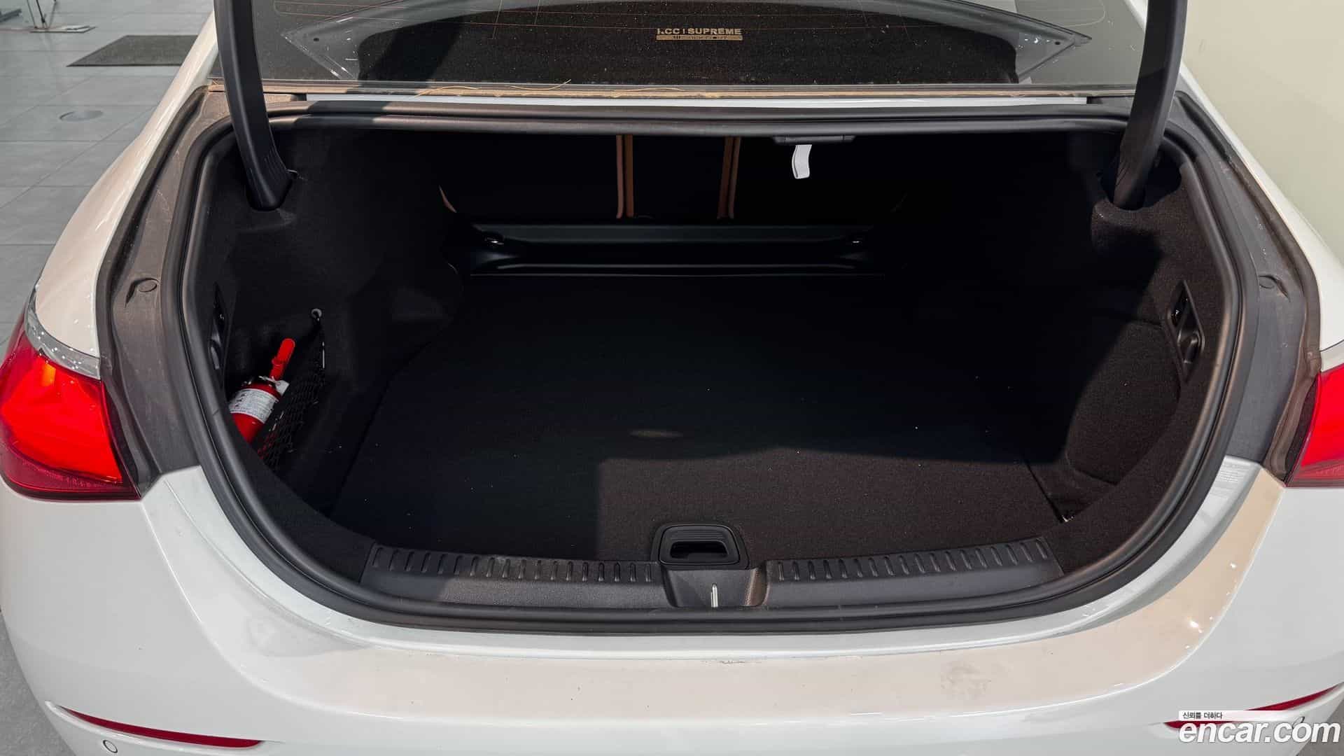 E-Class Mercedes-Benz 2026.1-INNER-007