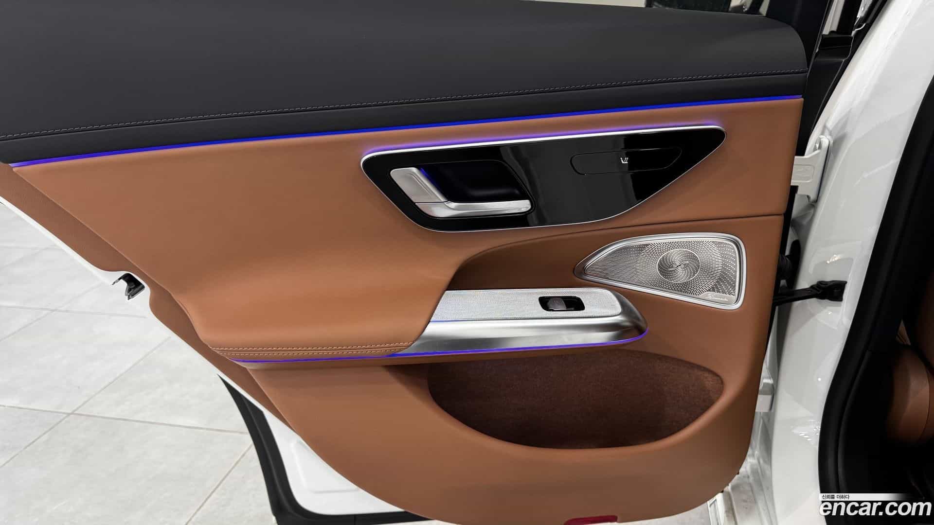E-Class Mercedes-Benz 2026.1-OPTION-015