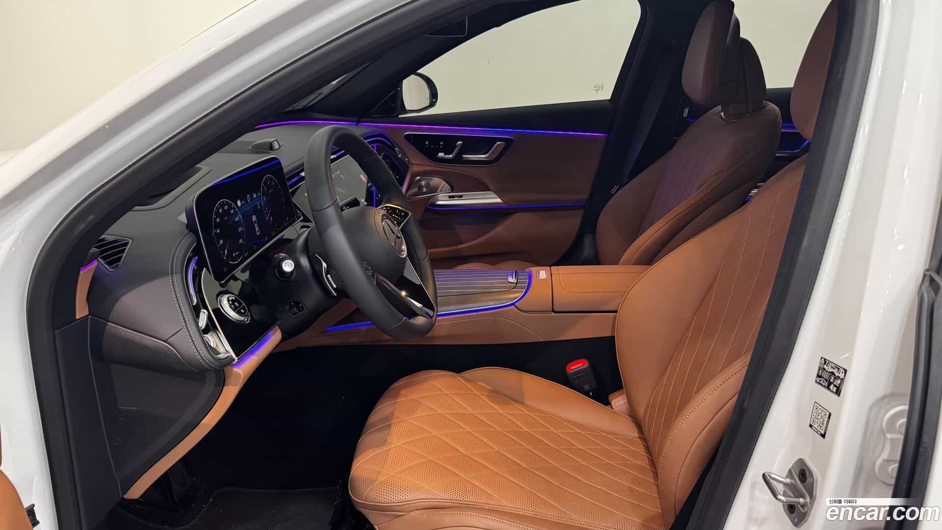 E-Class Mercedes-Benz 2026.1-OPTION-018