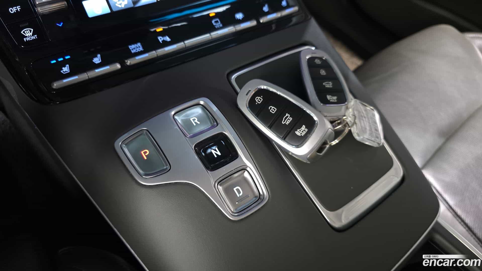 Grandeur Hyundai 2020.1-INNER-009