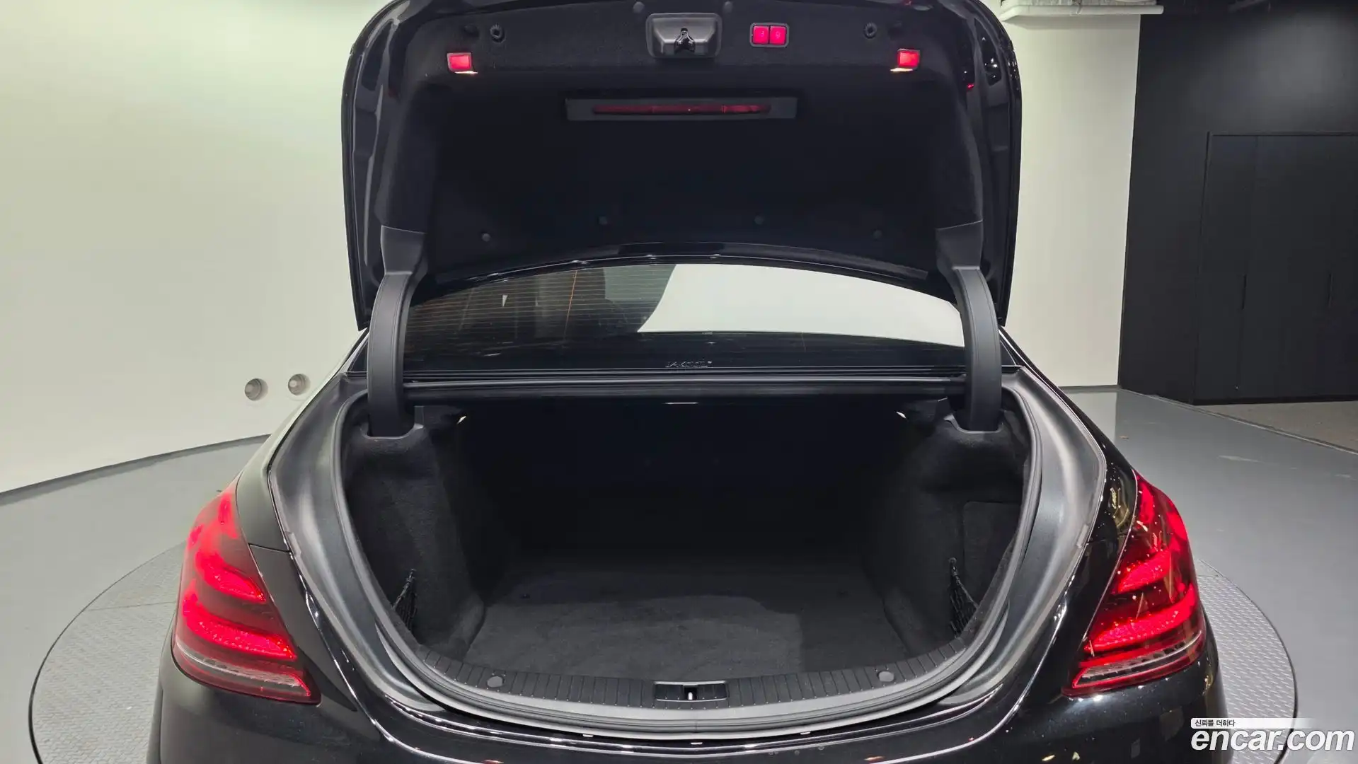 S-Class Mercedes-Benz 2020.9-OPTION-024
