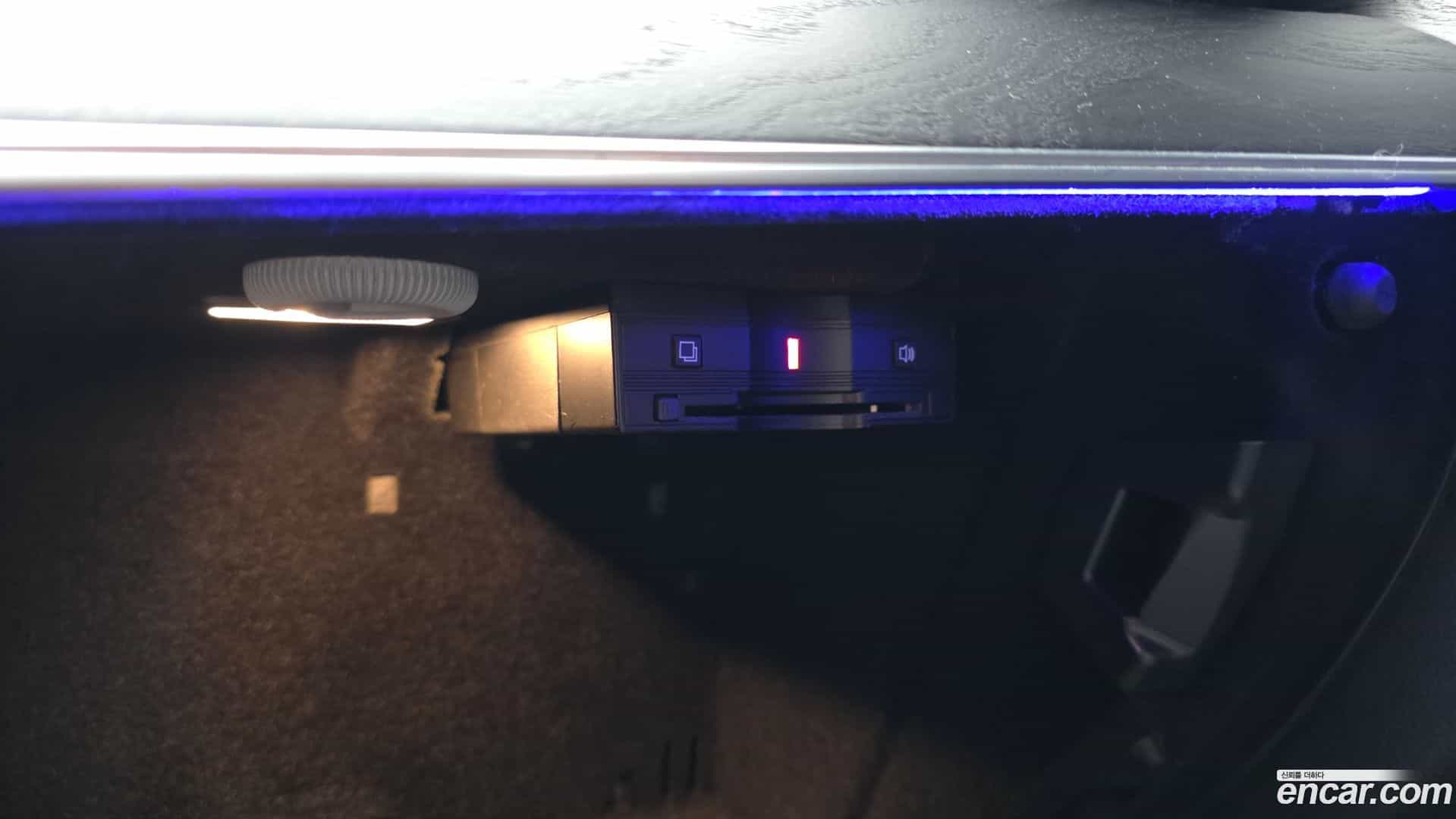 E-Class Mercedes-Benz 2016.8-OPTION-022
