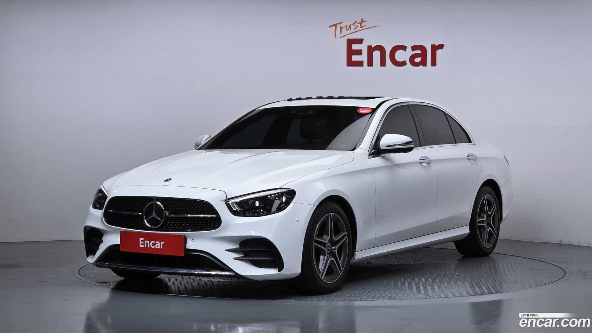 E-Class Mercedes-Benz 2023.9-OUTER-001