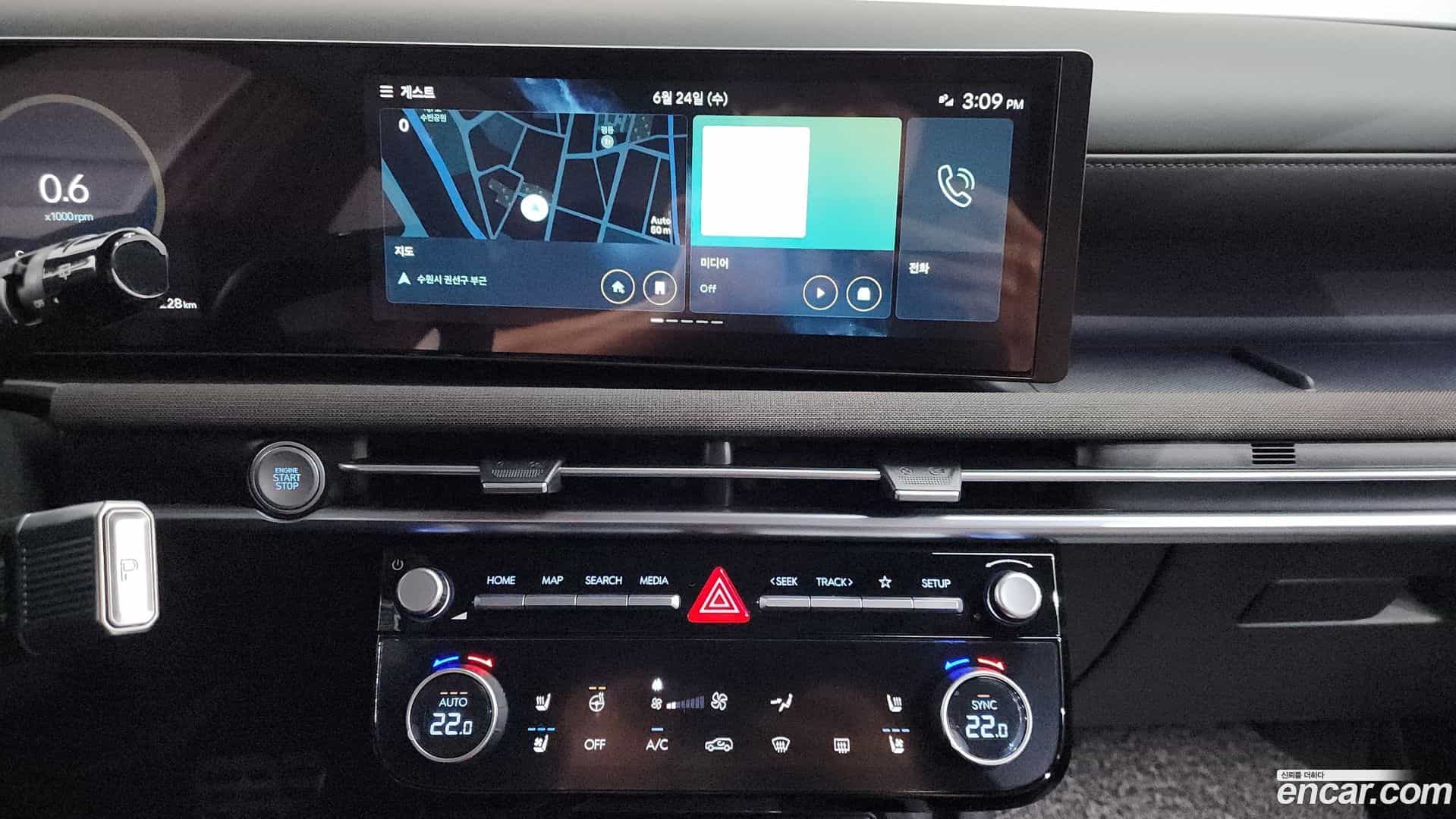 Tucson Hyundai 2025.9-OPTION-017