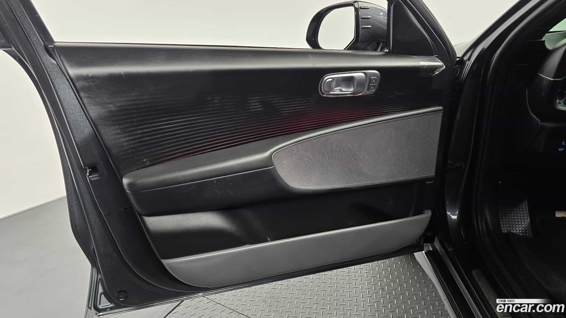 Ioniq6 Hyundai 2022.11-INNER-034