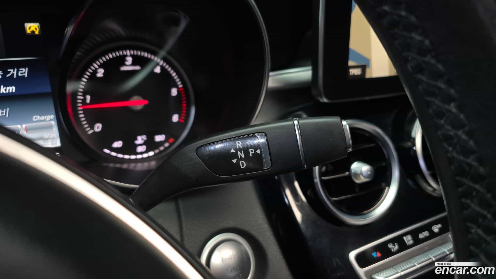 C-Class Mercedes-Benz 2017.9-INNER-009