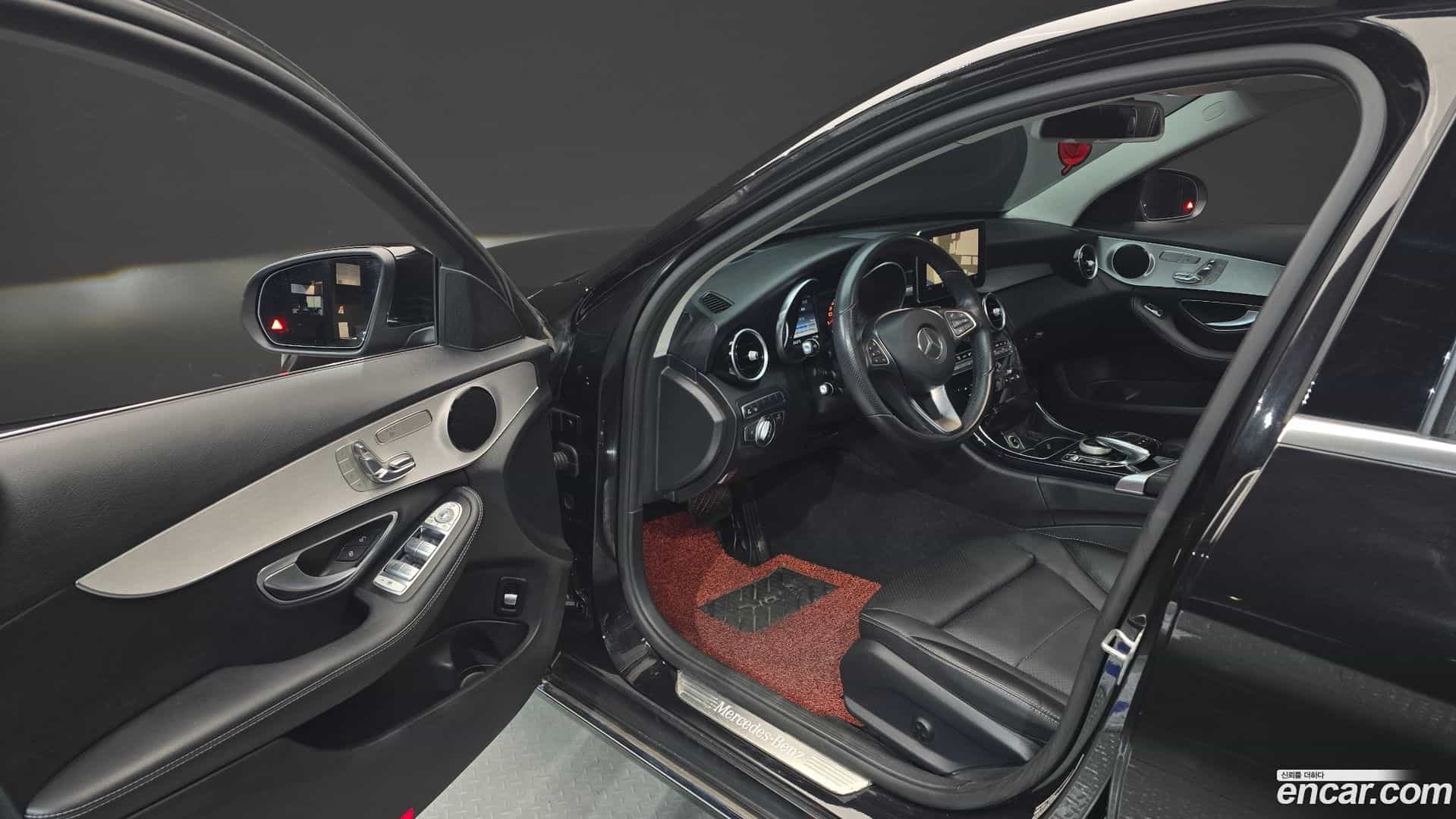C-Class Mercedes-Benz 2017.9-INNER-010